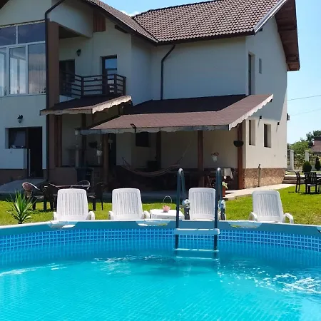 Pensiunea Casa Nusa Guest house Baia de Fier